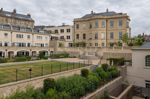 Property building, Garden view