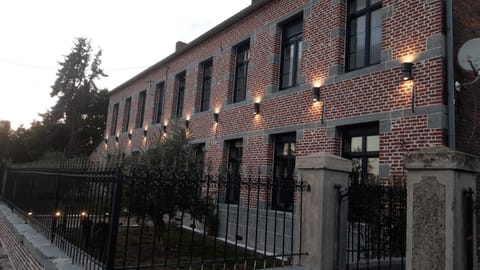 Property building, Day