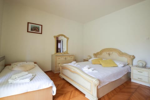 Apartment Ivanov Apartment in Zadar