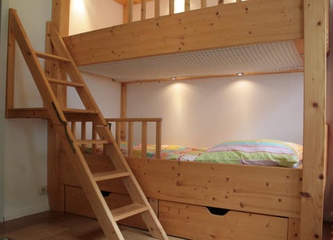 für die große Familie weißes Haus EG Apartment in Dahme