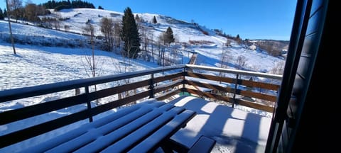 Chalet Les Sapins sauna au pied des pistes Chalet in La Bresse