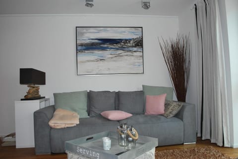 Ferienwohnung "Hafenmöwe", Quartier Hafenspitze, Blickrichtung Hafen Apartment in Eckernförde