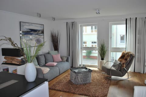 Ferienwohnung "Hafenmöwe", Quartier Hafenspitze, Blickrichtung Hafen Apartment in Eckernförde