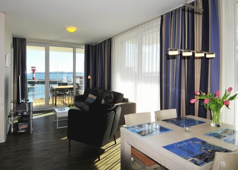 Apartment 3 - "Am Leuchtfeuer 3", Apartmenthaus Hafenspitze, Blickrichtung Strandoffene See Apartment in Eckernförde