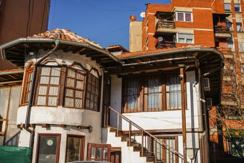 Property building, Balcony/Terrace