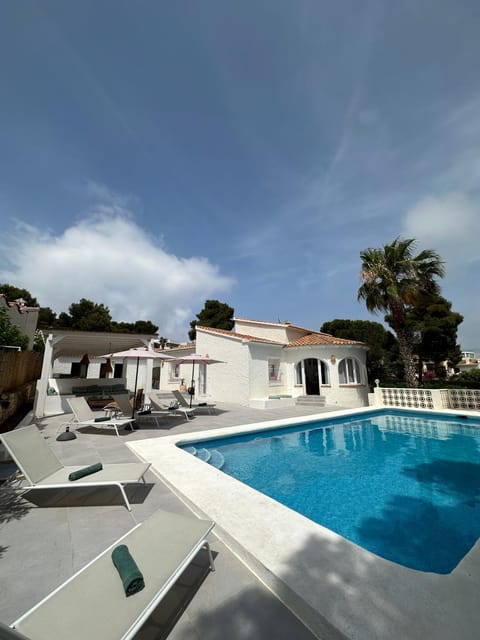 Patio, Swimming pool