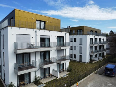 Property building, Neighbourhood, City view, Street view, Location