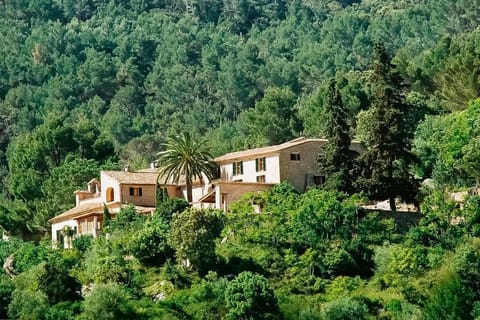 Property building, Landmark view