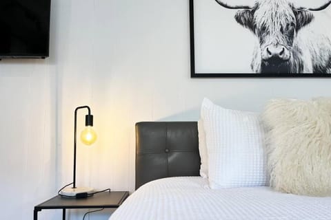 Bed, Decorative detail