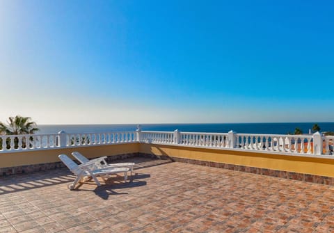 Patio, View (from property/room), Balcony/Terrace, Sea view, sunbed