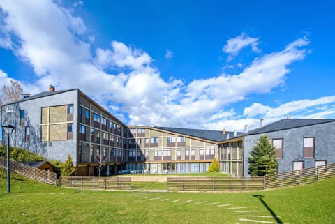 Property building, Spring, Activities, Summer, Garden