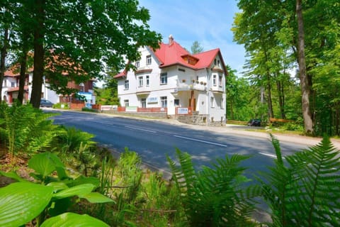 Property building, Spring, Natural landscape, Summer