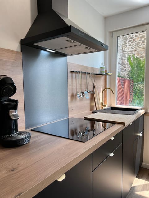 Decorative detail, stove