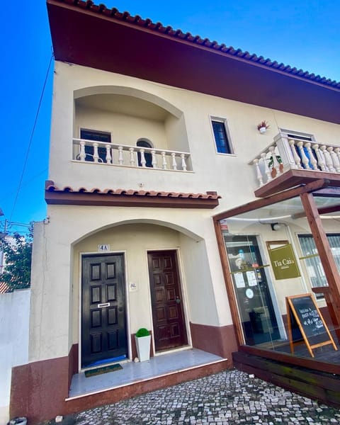 Property building, Day
