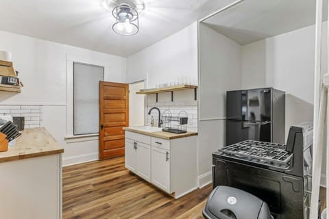 Housepitality - The City Gateway Apartment in German Village