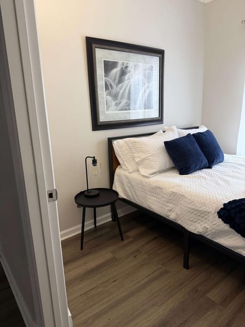 Housepitality - Franklinton Manor - Spacious House in Franklinton