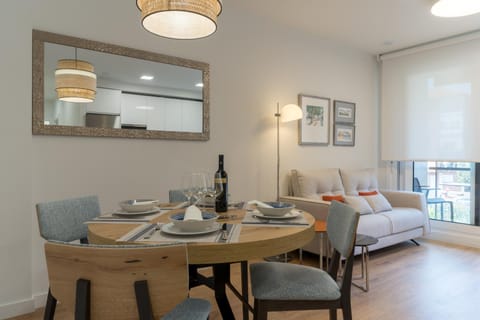 Living room, Dining area