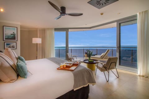 Bed, Bedroom, Sea view