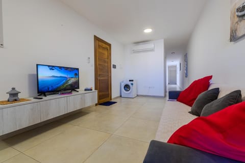 Spacious Brand New Apartment HC Balcony 3 Bdr 2 Bth Bugibba Apartment in Saint Paul's Bay