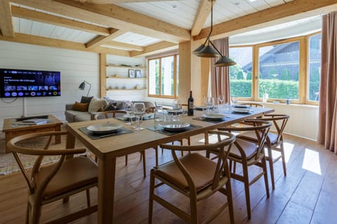 Communal lounge/ TV room, Dining area