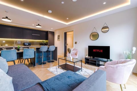 Winter Sale! Lovely Central York Abode - Sleeps 6 Apartment in York