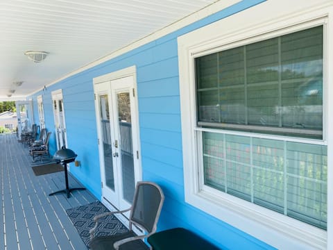 Gulfport 5-5 Pool Free Wi-Fi Parking House House in Gulfport