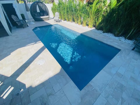 Pass-A-Grille Key West Style Guest House Pool BBQ House in Tierra Verde