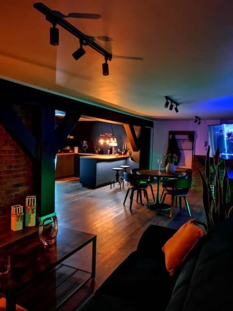 Living room, Dining area