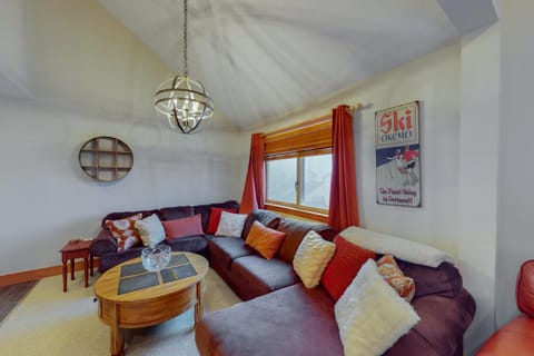 Sachem Slopeside - Okemo Trailside 21B Apartment in Mount Holly