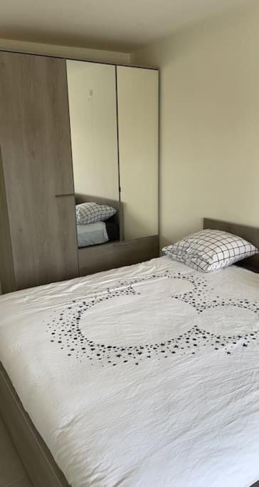 Appartement la panne Vue laterale sur mer Apartment in De Panne