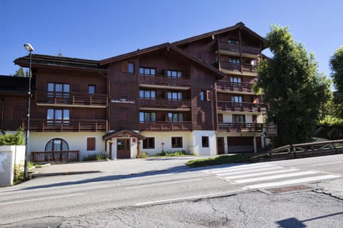 Résidence Les Belles Roches - Appartement de charme huit personnes au coeur du village MAE-5134 Apartment in Notre-Dame-de-Bellecombe