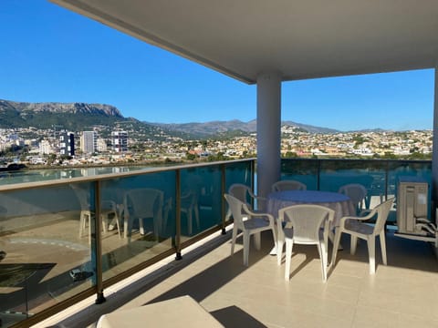 Balcony/Terrace, City view, Lake view, Mountain view, Sea view