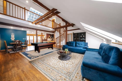 TV and multimedia, Living room, Photo of the whole room, Seating area