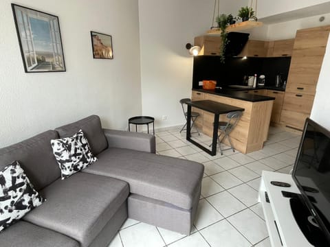 Living room, stove, kitchen