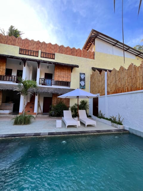 Property building, Day, View (from property/room), Balcony/Terrace, Pool view, Swimming pool