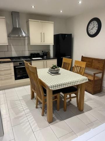 Sleeps 8 Matlock/ Matlock Bath Pet Friendly House in Matlock
