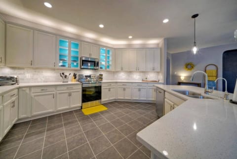 Sunny Delight of Pville - Where days are bright House in Round Rock