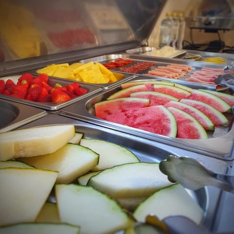 Royal Nayef Hotel in Portonovo