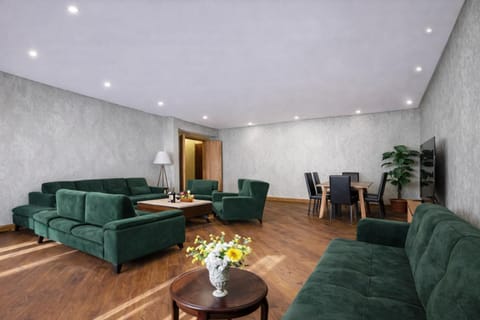 TV and multimedia, Seating area