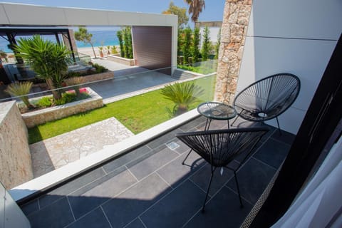 Nassau Hotel Hotel in Vlorë County, Albania