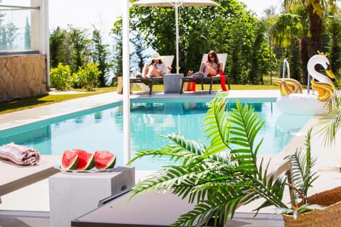 Day, Garden, Garden view, Pool view, Pool view, Swimming pool, Swimming pool, Swimming pool, sunbed