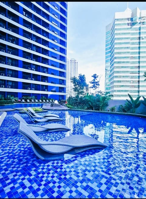 Swimming pool, Swimming pool, sunbed