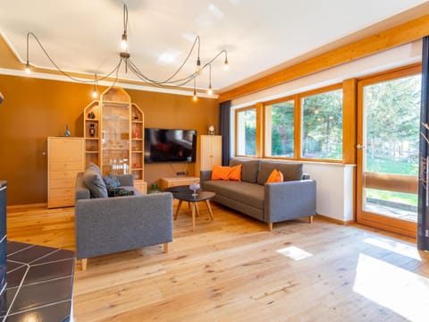 Communal lounge/ TV room, Living room