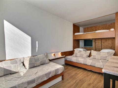 Joli studio pour 3/4 pers. face aux pistes avec balcon ensoleillé - FR-1-455-226 Apartment in Mâcot-la-Plagne