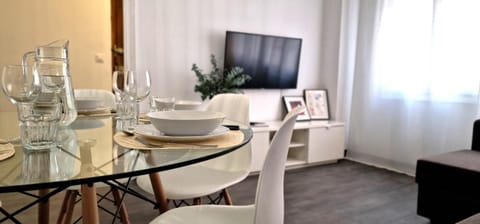 TV and multimedia, Living room, Dining area