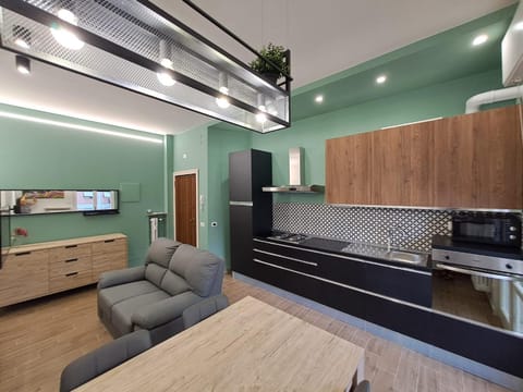 TV and multimedia, Kitchen or kitchenette, Living room, Dining area