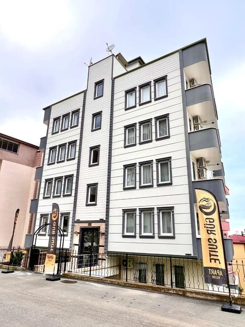 Property building, Day, Neighbourhood, Street view, Location