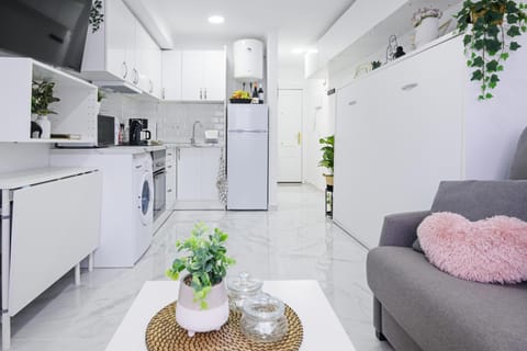 TV and multimedia, Kitchen or kitchenette, Seating area, Dining area, minibar, pet friendly, stove