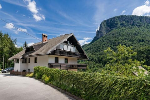 Property building, Neighbourhood, Natural landscape, Mountain view