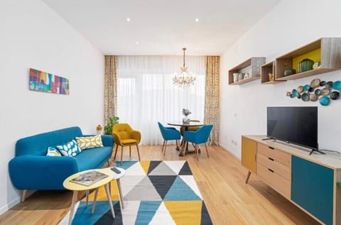 Communal lounge/ TV room, Living room